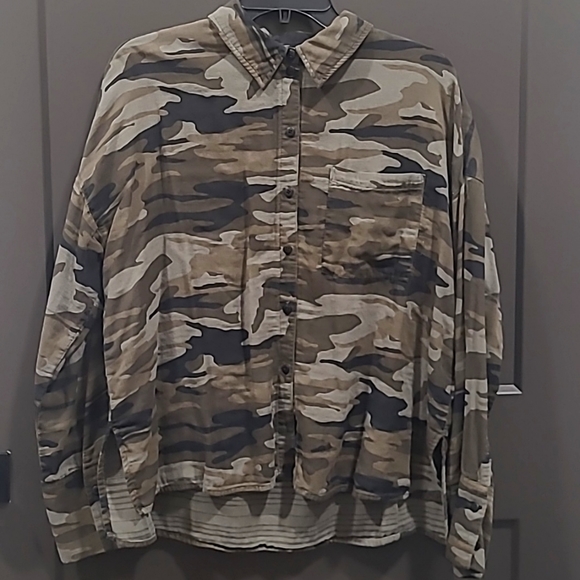 Sanctuary Tops - Sanctuary Camo Top